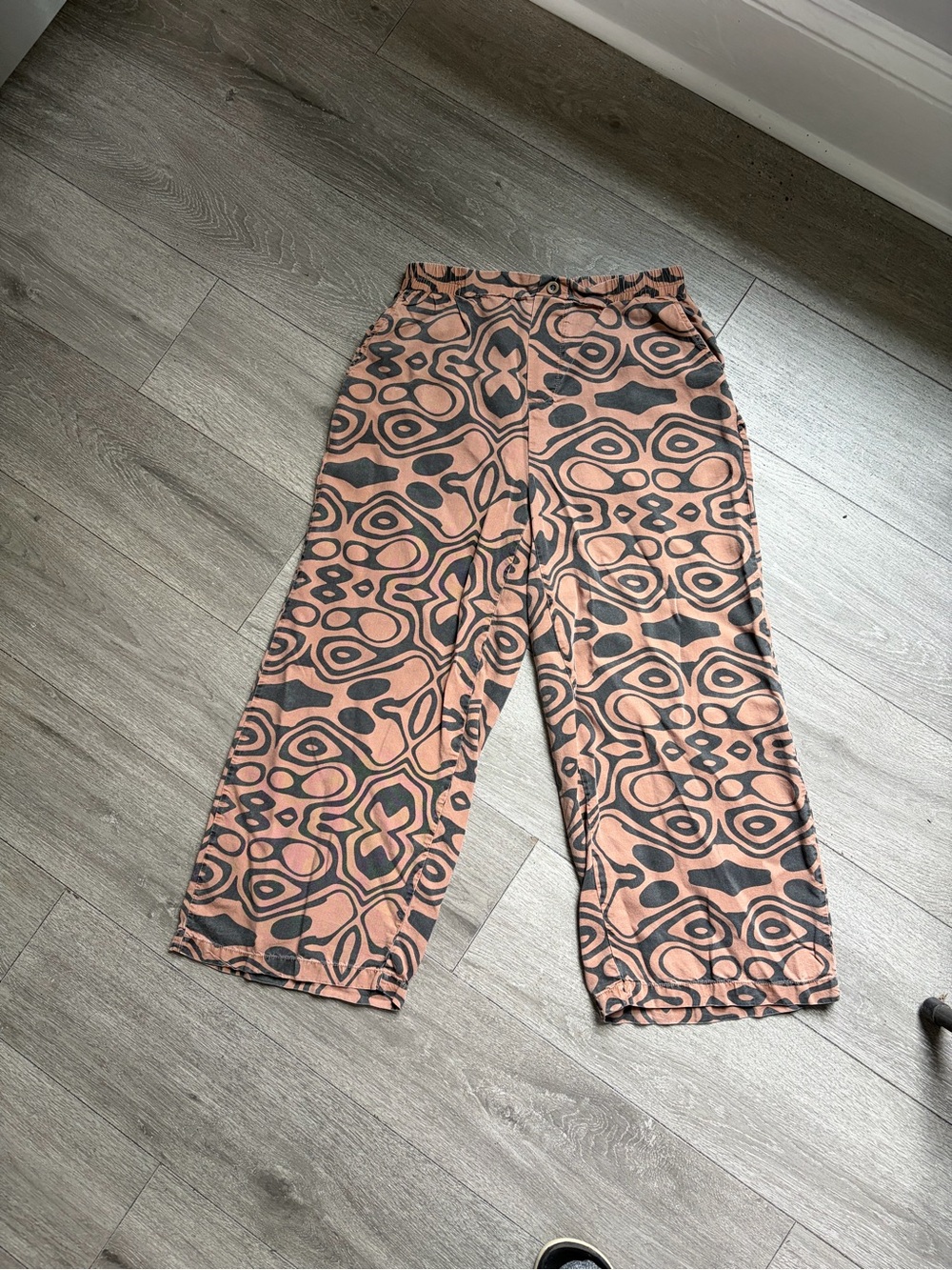 Jane and Delancey Rust and Black Abstract-Print Wide-Leg Pants